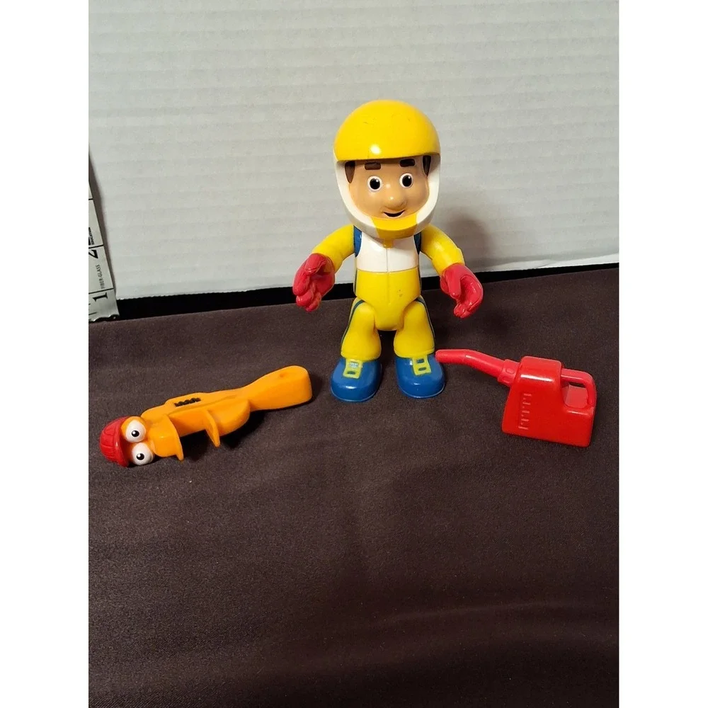 2009 Disney Handy Manny Race Car Driver And Accessories.  Lot Of‎ 3